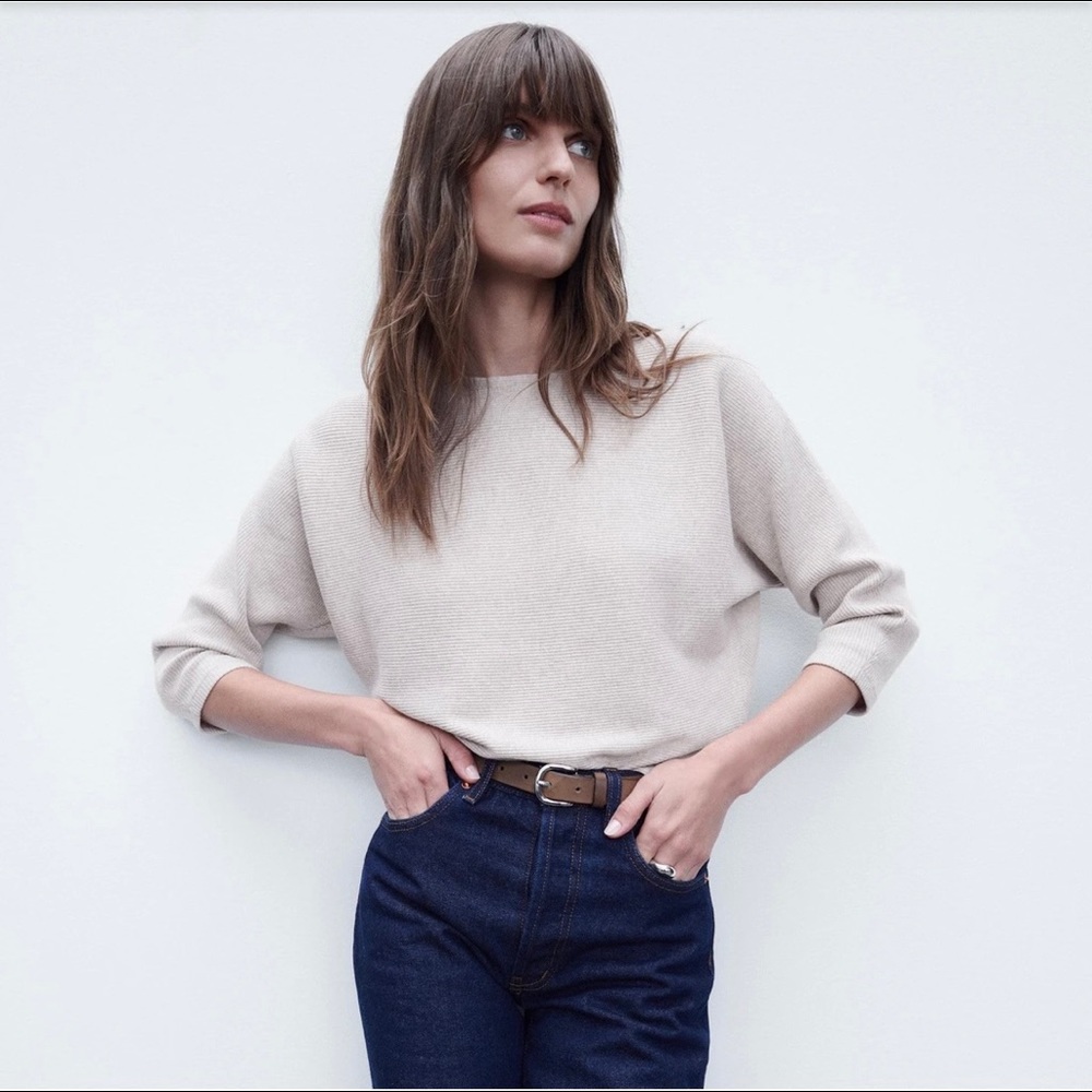 R Label by The Reset cream color ribbed pullover.